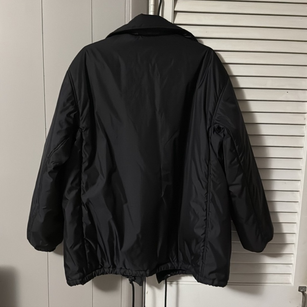 ARITIZIA TNA COACHES JACKET - Picture 7 of 9